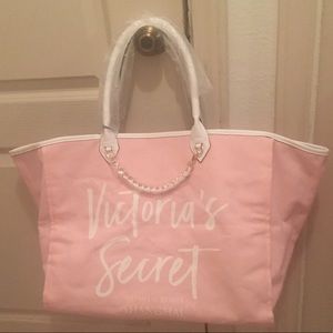 🌺 Victoria’s Secret tote 👜🌺 NEW